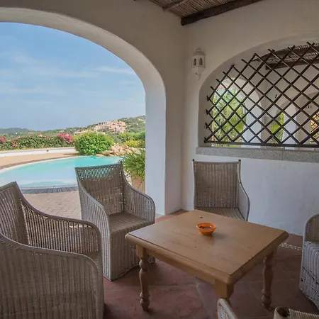 Giardino Degli Oleandri 4 People Premium